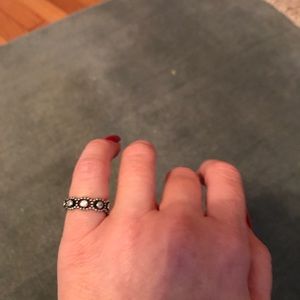 Pandora ring